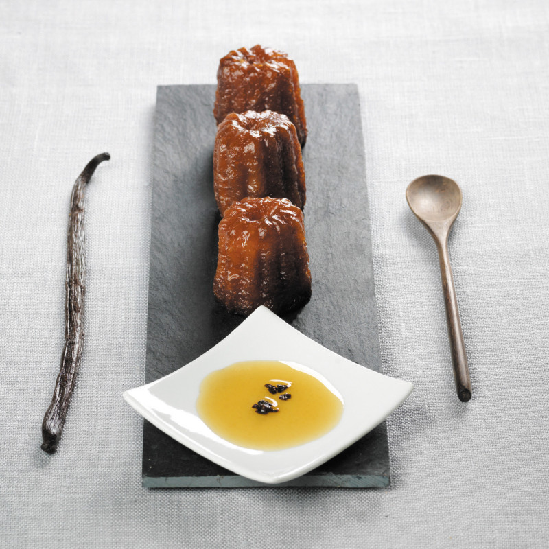 Le lot de 2 "Les Petits Canelés de Bordeaux au Sirop de Rhum"